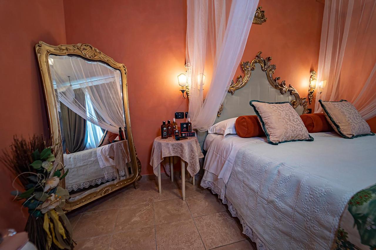 Sotto Il Cielo Di Toscana Appartamenti In Tenuta Only Adults No Pet Camaiore Bagian luar foto
