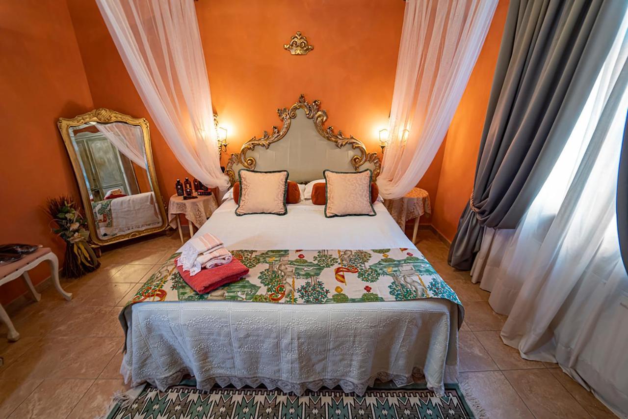 Sotto Il Cielo Di Toscana Appartamenti In Tenuta Only Adults No Pet Camaiore Bagian luar foto