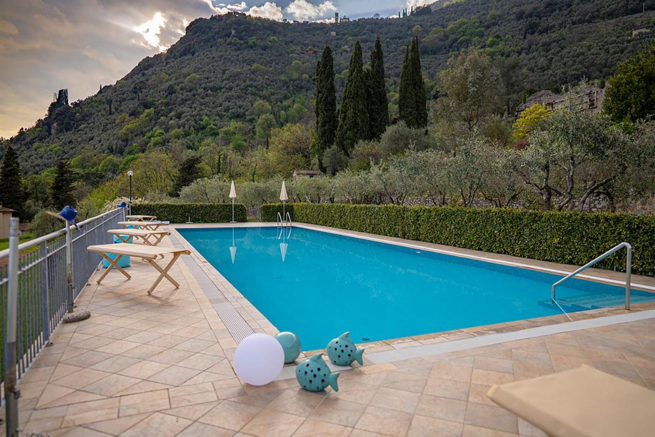 Sotto Il Cielo Di Toscana Appartamenti In Tenuta Only Adults No Pet Camaiore Bagian luar foto