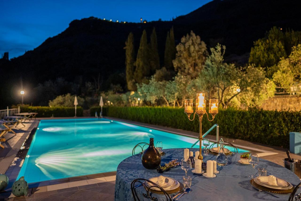 Sotto Il Cielo Di Toscana Appartamenti In Tenuta Only Adults No Pet Camaiore Bagian luar foto