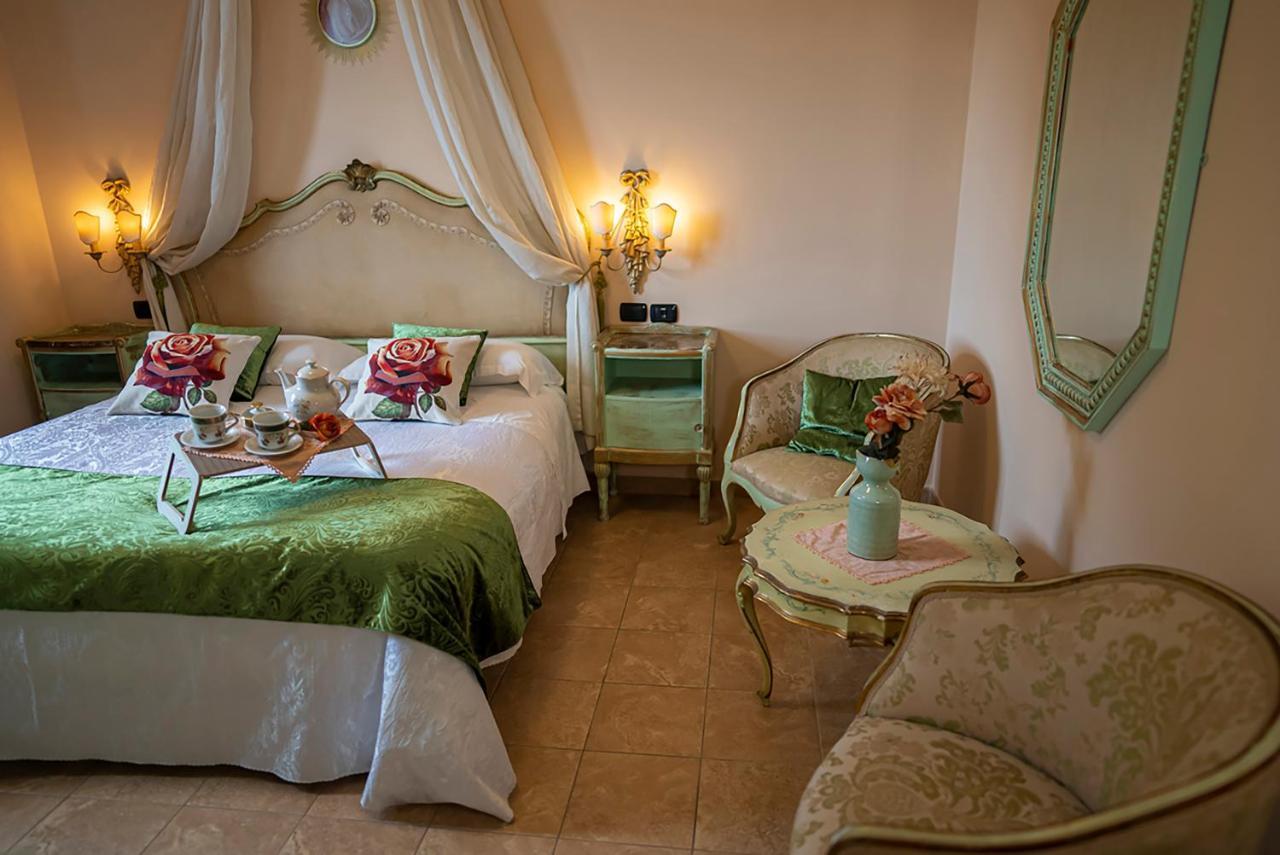 Sotto Il Cielo Di Toscana Appartamenti In Tenuta Only Adults No Pet Camaiore Bagian luar foto