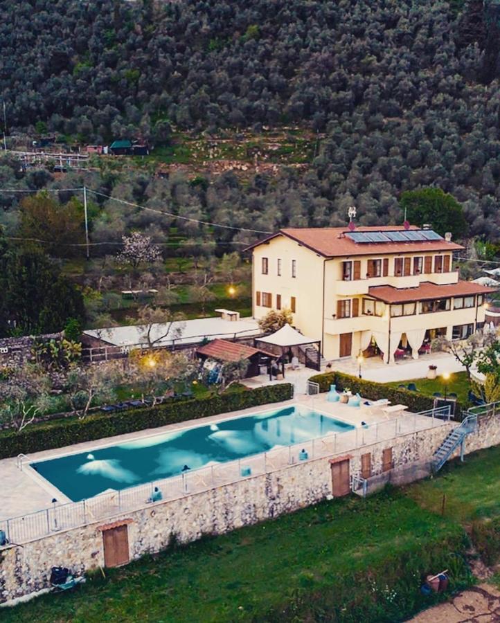 Sotto Il Cielo Di Toscana Appartamenti In Tenuta Only Adults No Pet Camaiore Bagian luar foto